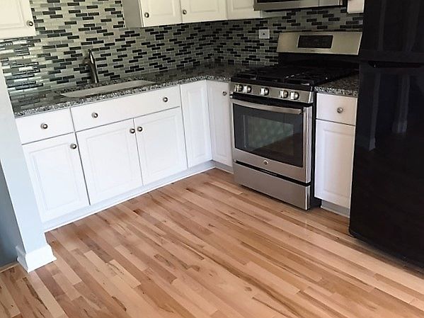 1st image of 21057 W Marion Ave