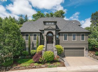 749 SW 68th Ter, Portland, OR 97225