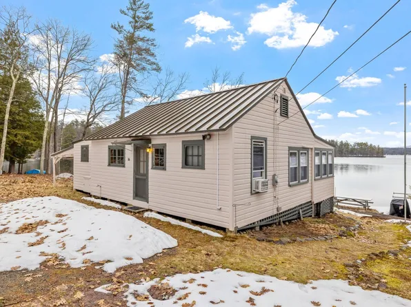 16 Walnut Street, Belmont, NH 03220