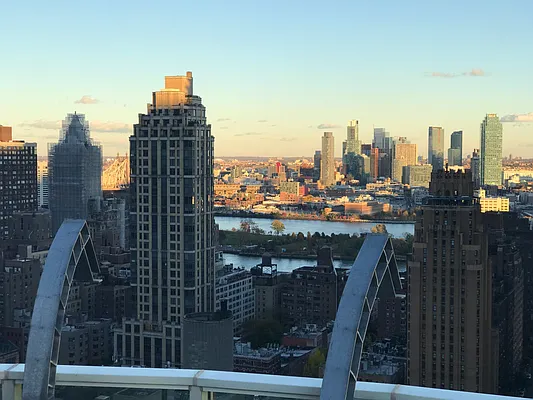 Rented by Keller Williams NYC | media 14