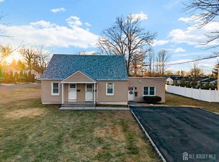 973 Ellis Pkwy, Edison, NJ 08820