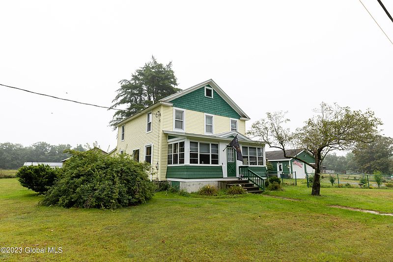 3rd image of 108 County Route 10