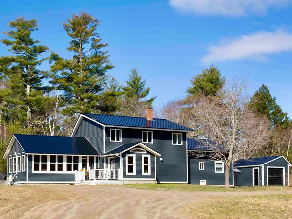 52 Wood Lane, Brooks, ME 04921