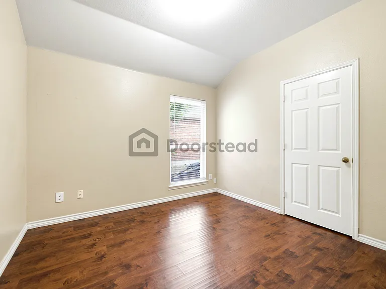 15809 Ducote Dr — Photo 34