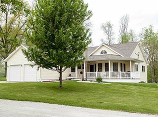 3395 54th Street Trl, Center Pt, IA 52213