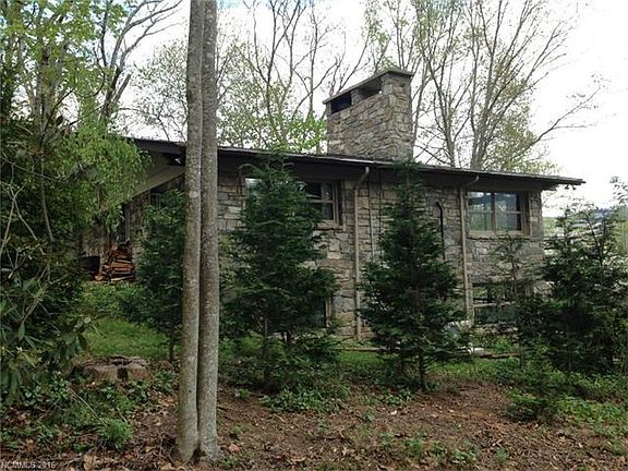 2nd image of 43 Red Oak Dr