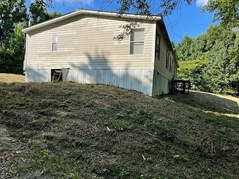 Side facing driveway