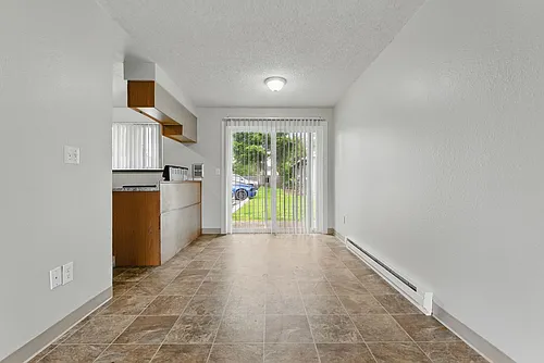 Comfort & Convenience in the Heart of Lents! Photo 1