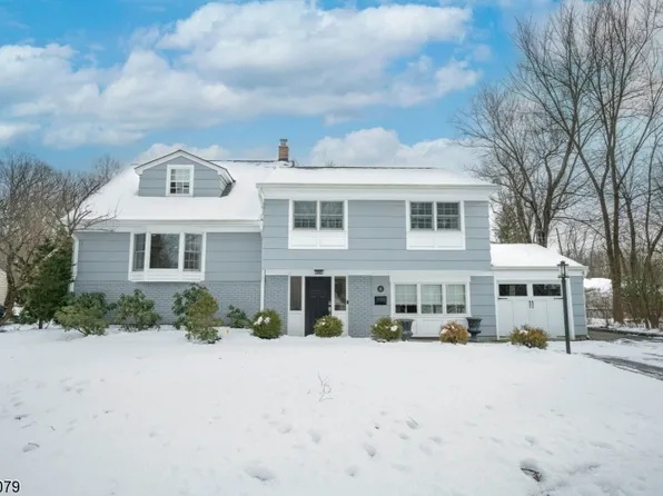 15 Walton Ave, New Providence Boro, NJ 07974