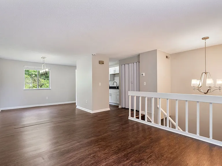2421 Camellia Dr — Photo 12