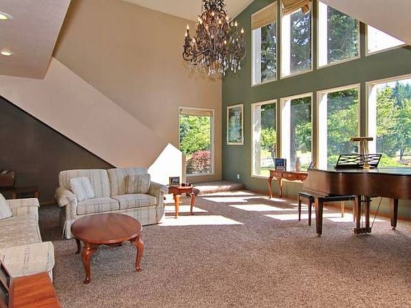 Living Rm
