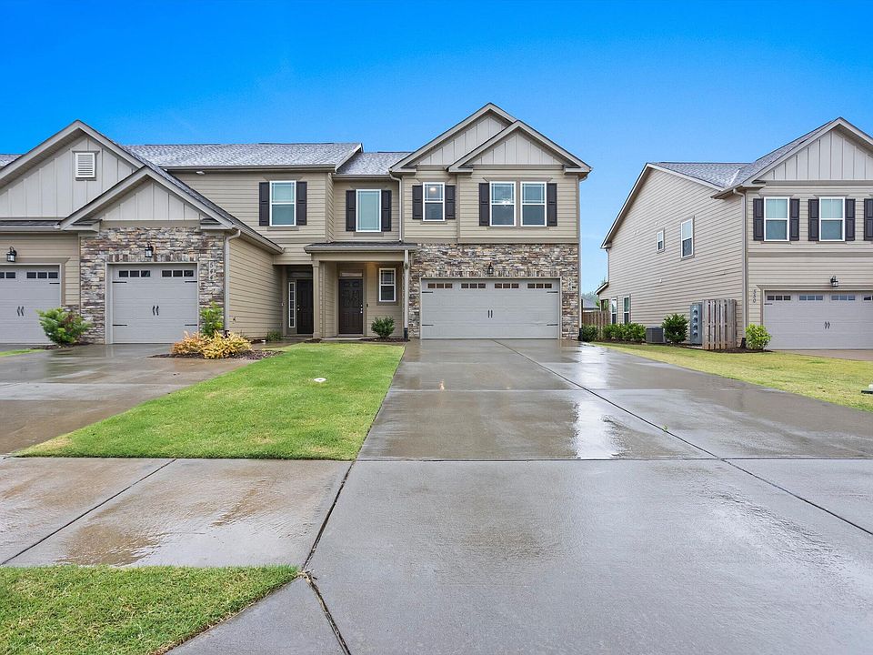 1st image of 546 Vinings Dr #7