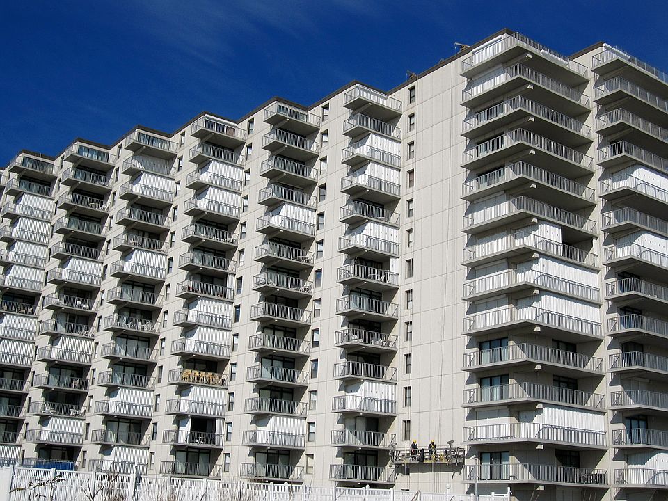 Welcoem to 502 Sea Terrace!