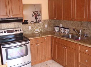 21381 NW 39th Ave, Miami Gardens, FL 33055