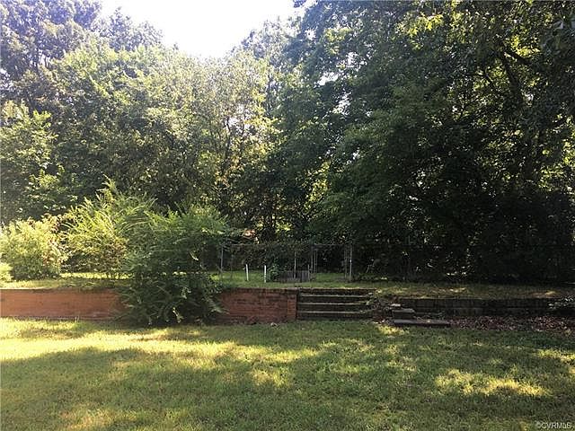 2nd image of 10017 Beaumont Ave