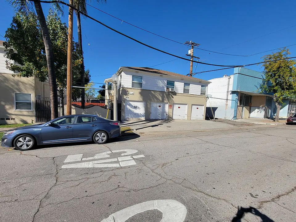 2120 N 'D' St