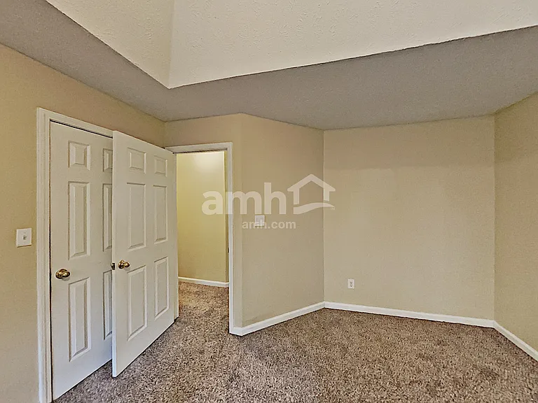 292 Ridgestone Way SW — Photo 10