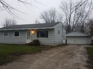 1107 Glenwood Dr, Danville, IL 61832