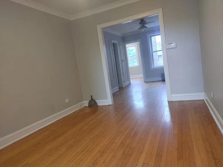 7014 S Clyde Ave #3W — Photo 6
