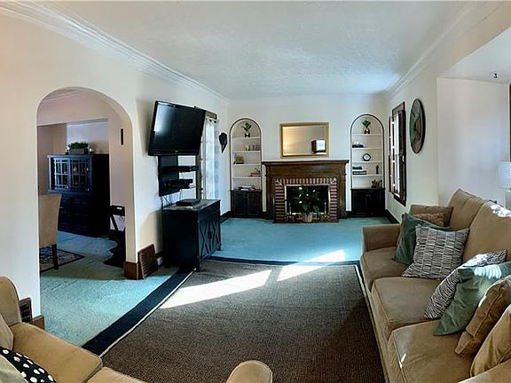 3rd image of 979 Amelia Ave