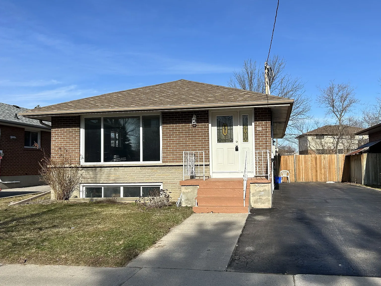 3 bed, $2,500 — Photo 1