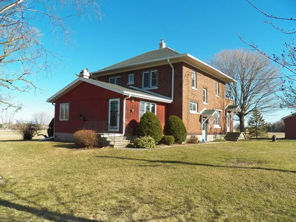 35 West Samz ROAD, Mishicot, WI 54228
