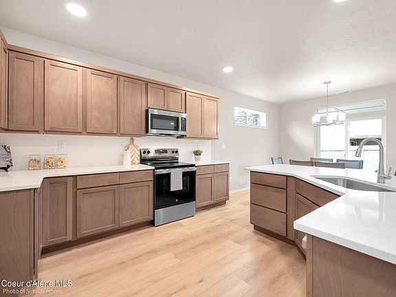 5th image of 12219 W Kilkenny Dr