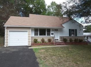 118 Ridgedale Ave, Madison, NJ 07940