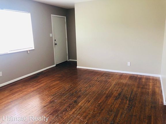 3rd image of 9414-9416 Stansberry Ave Unit 9414