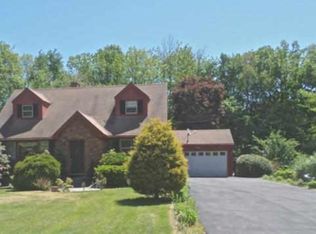 95 Birdseye Rd, Farmington, CT 06032