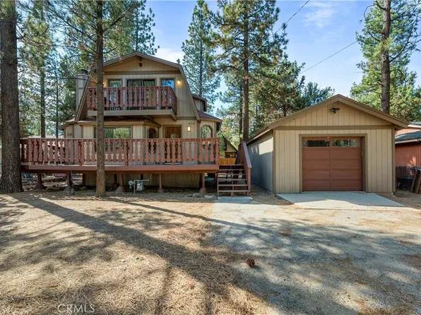 875 D Ln, Big Bear City, CA 92314