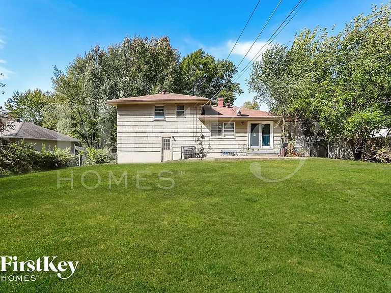 3605 S Stayton Ave — Photo 14