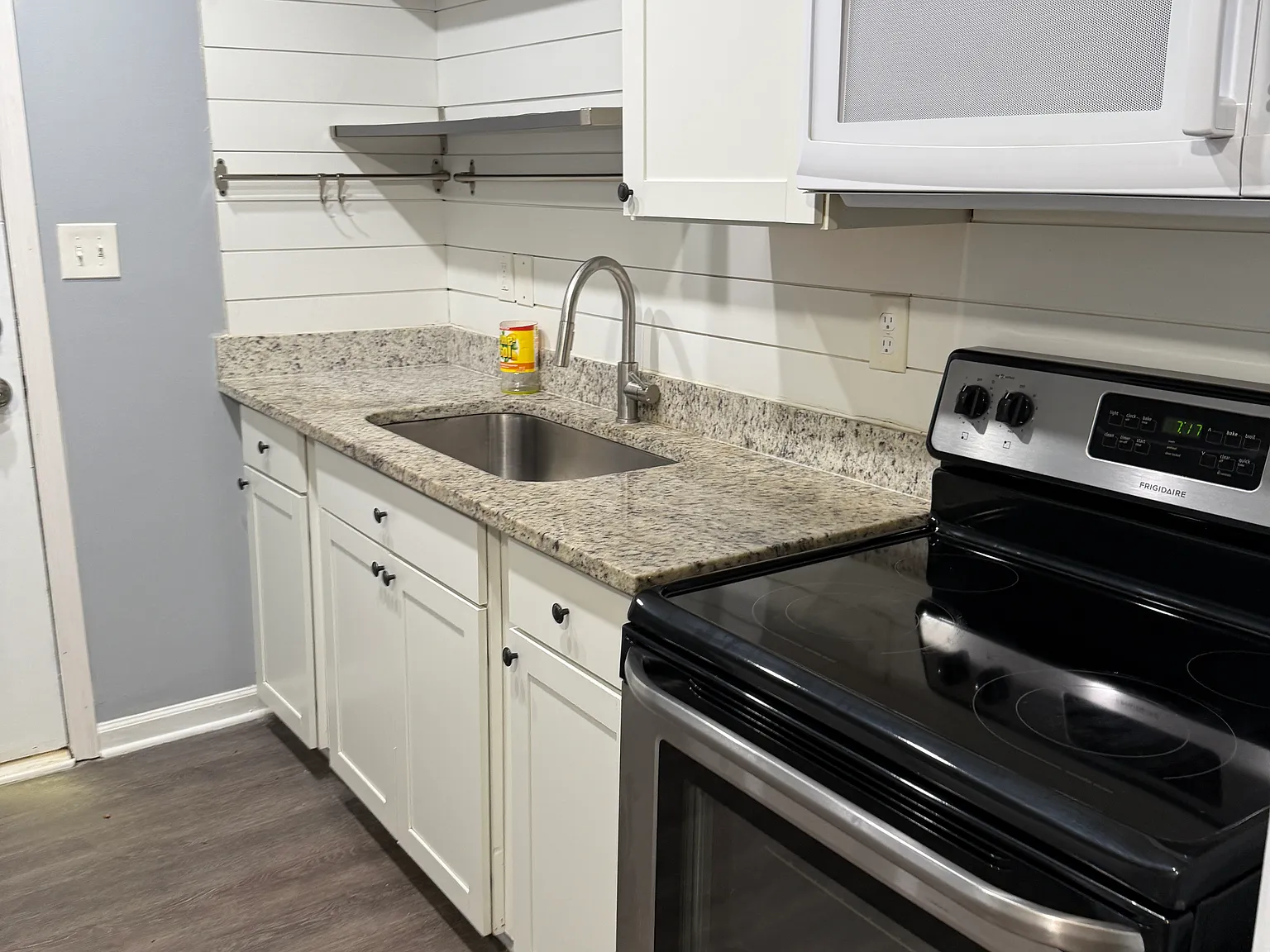 6118 Austell Ave — Photo 3