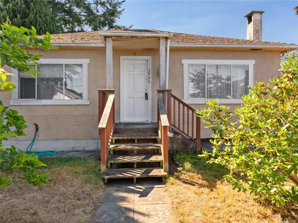 2968 Arbutus St, North Cowichan, BC V0R 1K1