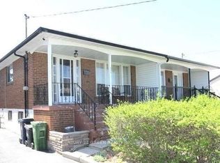 238 Vauxhall Dr #E04, Toronto, ON M1P 1R7