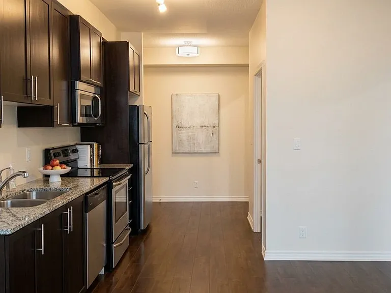 1328 Birchmount Rd #703 — Photo 9