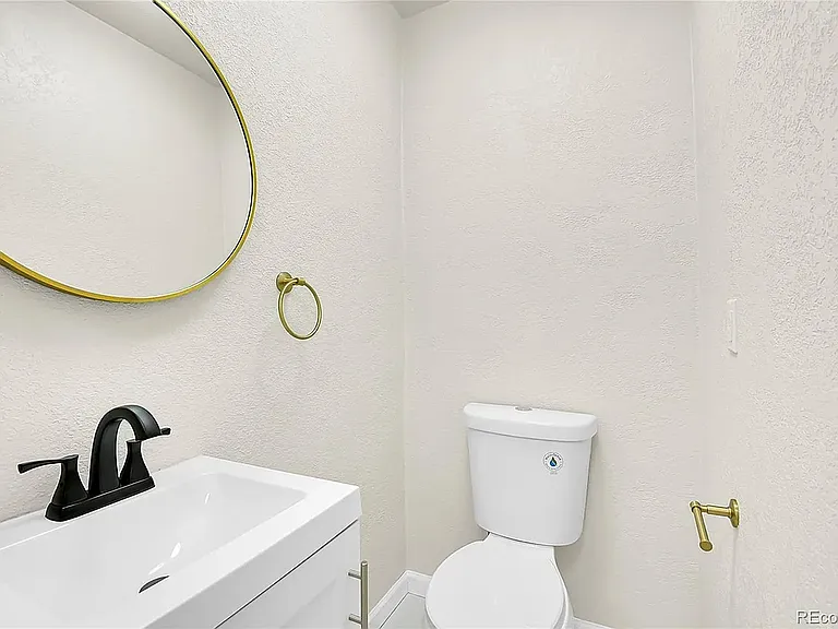 1448 Newport St — Photo 19
