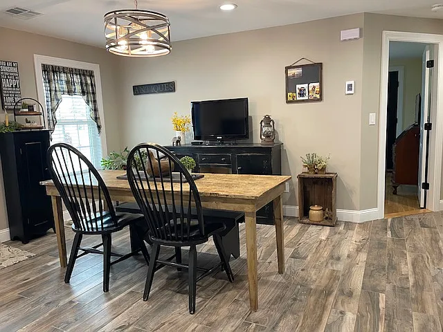 300 E Washington St #10M — Photo 6