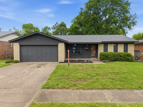 8249 E 38th St, Tulsa, OK 74145