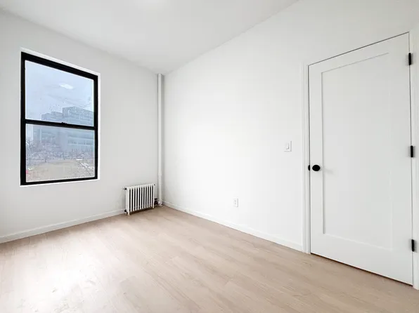 110 Convent Ave APT 16, New York, NY 10027