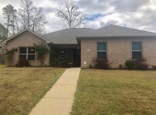 1312 Hunter Wood Dr, Benton, AR 72022