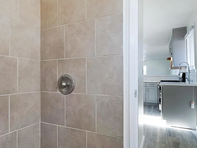 3087 Inez St — Photo 22