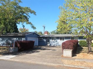 60 Woodlane Dr, Springfield, OR 97477