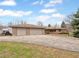 3302 Pagles Rd, Harvard, IL 60033