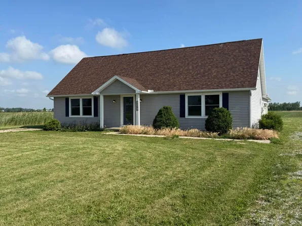 12294 Newton Rd, Bowling Green, OH 43402
