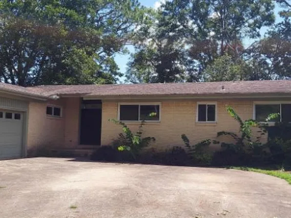 7717 Logan Dr SW, Huntsville, AL 35802