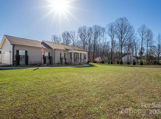 4513 Ernest Houser Rd, Lincolnton, NC 28092