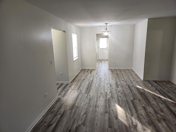 3rd image of 458 N Lake Shore Dr