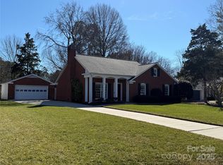 7533 Yellow Pine Ct, Charlotte, NC 28277