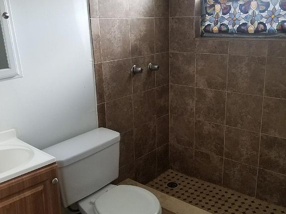 4th image of 1240 NW 31st St #3